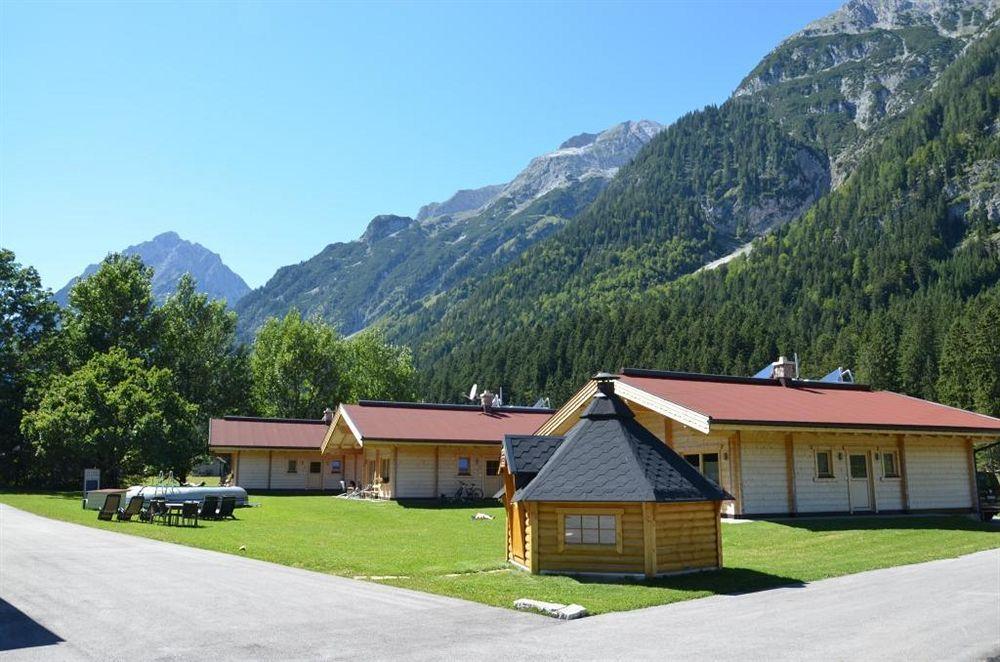 Gasthaus-Pension Reiterklause Leutasch Buitenkant foto