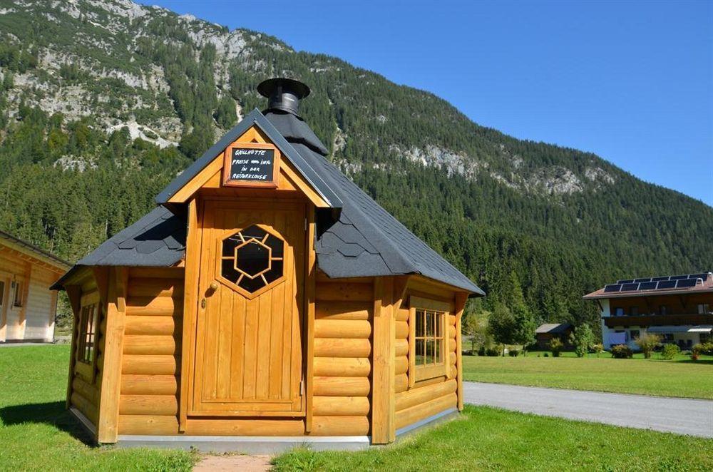 Gasthaus-Pension Reiterklause Leutasch Buitenkant foto